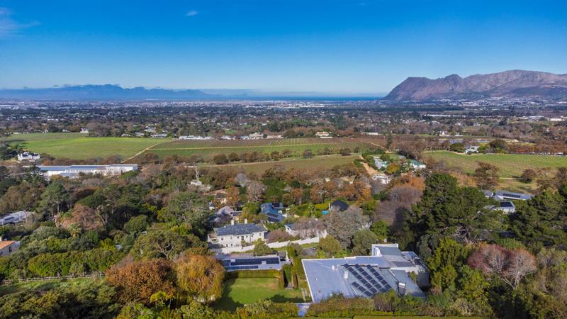 6 Bedroom Property for Sale in Constantia Upper Western Cape